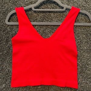 Red ribbed crop top